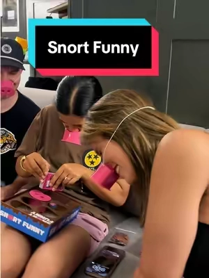 Si en tu familia siempre hay alguien que no puede aguantar la risa… este juego es para ustedes. 😂🐷 Cada reto es más divertido que el anterior, y el objetivo es simple: ¡no te rías! Perfecto para reuniones familiares, noches de juegos o fiestas con amigos. Prepárate para terminar llorando… pero de la risa. 🤣 #FamilyGame #PartyGame #GameNight #BoardGames #FunnyGame @Lucky Egg US 