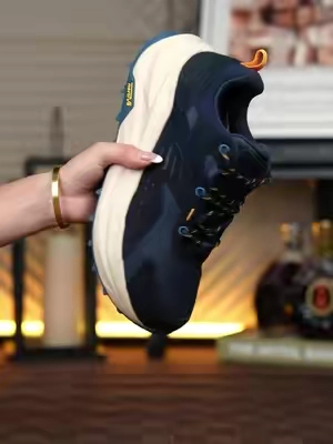 Si tienes pies anchos, estos zapatos impermeables con puntera amplia te brindan comodidad, estabilidad y espacio para caminar sin molestias. #PiesAnchos #WideToeBox #ZapatosComodos #menshoes #weeklydeals