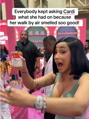 …nothing else tops this. It’s soo good 😋 🤤 #herfantasybox #bodyoil #bodysplash #cardib 