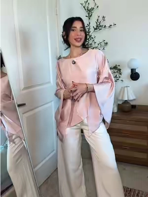 Precious satin top😍#tiktokshopcreatorpicks #summerwins #modesttop #eleganttop 