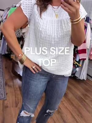 Plus size fashion shop! #plussizefashion #OOTD 