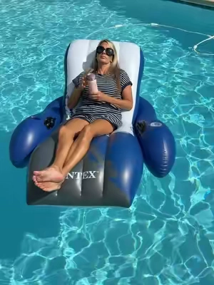 Replying to @Mitch McStay Huge Pool Float Recliner #poolfloat #poolday #swimmingpool #poolparty #pool 
