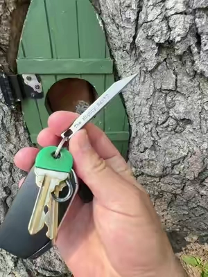 I use this mighty bar keychain tool on so many different things! #themightybar #mightybar #tools #EDc #handytools 