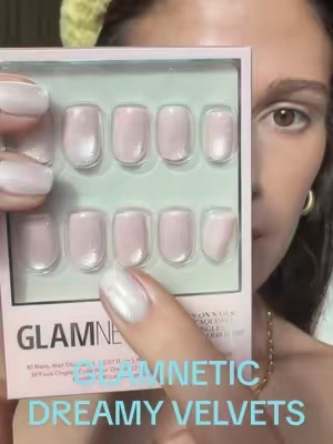 this new @Glamnetic collection >>> #pressonnails #glamnetic 