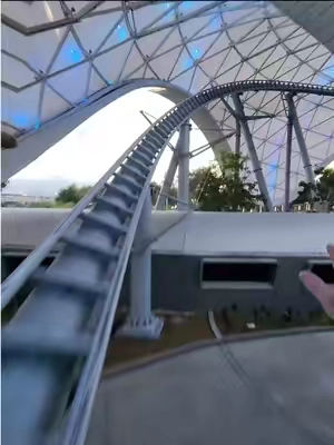 Refurbished Ray-Ban Meta Gen1 on Roller Coaster! #rayban #glasses #metaglasses #sunshade #camera 