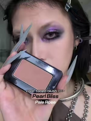 The blushes every Egirl needs in her collection. 🖤✨  #MonoBlush in Pearl Bliss + Pale Rose Meet the cool-toned blush shades that melt onto your base, blur texture, and build into the dreamiest goth inspired flush. #softgoth #mutedblush #pinkblush #altmakeup