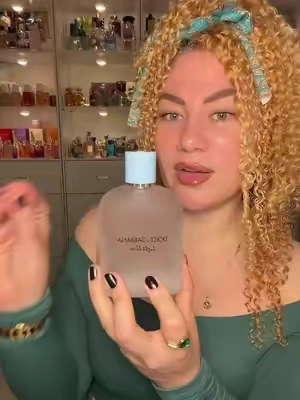 Perfume fresco #perfumefresco #dolcegabbana #dolcegabbanalightblue #perfumeparahombre #manperfume 