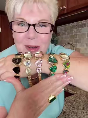 #jewlery #giftsforher #holidaygiftguide #tiktokshopcreatorpicks #sale 