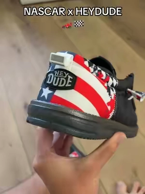 #heydudenascar #nascar #heydudeshoes #tiktokshopcreatorpicks 