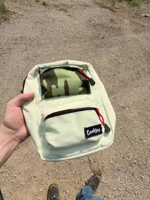 Such a clean and useful sidebar #sidebag #cookies #smellproof 