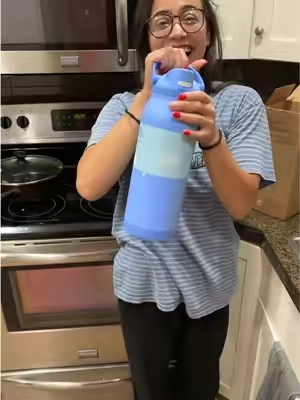 This Owala 64 oz waterbottle will make it easier for me to drink a gallon and hit my water goal #owalawaterbottle #watergoal #hydrationtips 