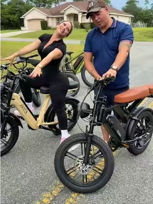 Moto eléctrica todo terreno #ladoñita #bicicletaelectrica #moto #electrica 
