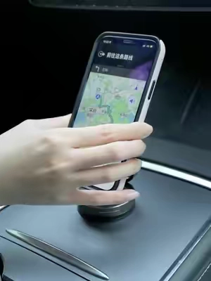 I' ve tried a bunch of car phone mounts, and this one' s hands down the best!😍😍😍😍😍 #PhoneMount#CarMount#PhoneHolder#TikTokHolidayHaul 