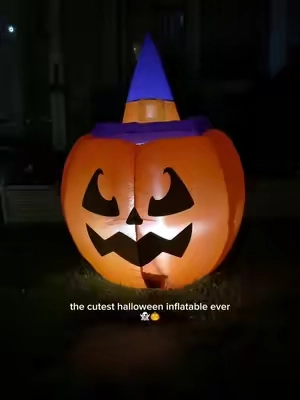 I love this pumpkin inflatable, it’s the perfect Halloween decoration! #HalloweenDecorations #HalloweenInflatables  