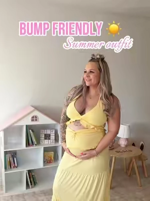 Yellow just feels like summer☀️💛 Loving this bump-friendly set!  #pregnancyoutfit #OOTD #bumpfriendly #summeroutfits #maternity 