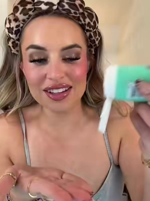 Yeah, I don't think this will ever not impress me when it starts dripping 😂😂 #makeupremover #makeuphacks #doublecleanser #ceravepartner #makeuptok 