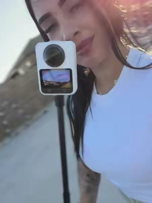 Una sola grabación, infinitos ángulos. Esta cámara hace el resto. 😍🎥 #xtra360 #dealsforyouday #360camera 