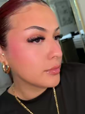 #contentcreator #makeup #kimchichicpowder #settingspray #fullfacemakeup 