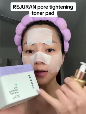 Clean pores = smoother skin. ✨ @REJURAN US #poretighteningtonerpad #rejuran #koreanskincare #tonerpad
