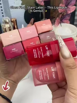 Say goodbye to dry, fading, and transferring lipstick 💄#LipGloss #LipMakeup #MakeupRoutine #CleanGirlAesthetic #EverydayMakeup