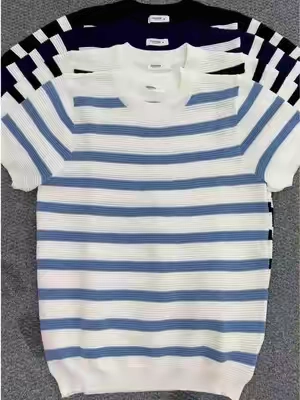 The striped texture gives this tee a premium look without trying too hard.😎😎#steipe #sweater #mensfashion #breathable #OOTD 