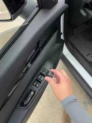 Si tu carro tiene fallas raras que aparecen y desaparecen, checa los relés antes de ir al taller#Car#Tools#Tips#DIY#brokenrelay