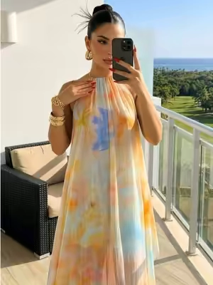 Halter neck, backless tie, and a flowy A-line sweep. So effortless and stunning! 😍#OOTD #summerwins #vacationoutfits #partyoutfits #outfitinspo 