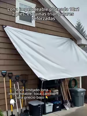 ¿Estás cansado de que tus cosas se mojen con la lluvia? ¡Esta lona plateada es tu solución ideal! Cuenta con una excelente resistencia al agua, ayuda a minimizar filtraciones si se acumula agua encima. Sus bordes termosellados y los ojales metálicos por todo el contorno permiten sujetarla muy fácilmente. También aguanta rasgaduras y refleja rayos solares para proteger tus pertenencias del desgaste por el sol. Soporta climas cambiantes, es ligera y se dobla en tamaño pequeño para guardarla en cualquier rincón. La usan muchísimas personas para cubrir piscinas, muebles de jardín, vehículos, mercancías almacenadas, herramientas de obra y hacer refugios temporales en camping. #WaterproofTarp #OutdoorTarpaulin #HeavyDutyCover #GardenSupplies#UVProtectiveTarp