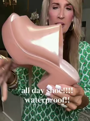 Worth every cent!!! I may never wear another shoe again! This one is SUPERIOR!!!! I am blown away yall seriously! #shoes #comfortableshoes #designer #designershoes #tiktokshop