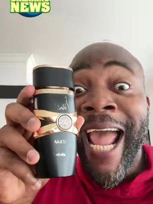 Asad de Lattafa es un perfume para hombre cálido y especiado con un toque dulce. Abre con pimienta, piña y tabaco, se suaviza en el corazón con notas de café e iris, y seca dejando una estela seductora de vainilla y maderas.  #howtosmellgoodinsummer #sweetfragrance #mostcomplimentedperfume 