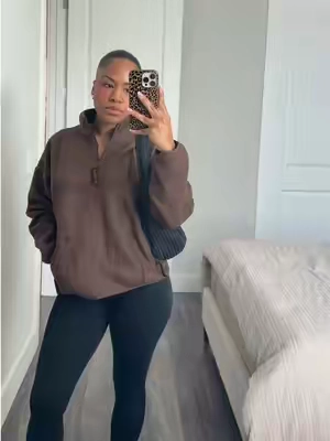 @hixiaohe #teddysweater #sweaterweather #quarterzip #warmclothes #falloutfits 