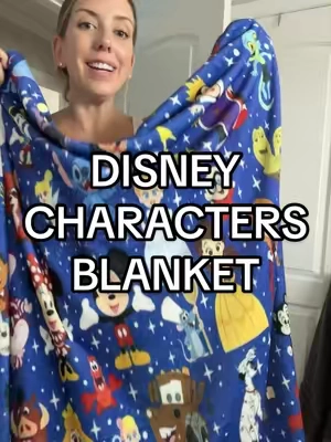 the best find for the little Disney lovers 🥹🩵 #disneyblanket #disneyfinds 