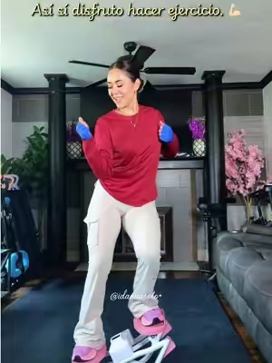 Una forma divertida de hacer cardio mientras activa piernas, glúteos y core. ✨💪🏻 #rockingstepper #cardio #sports #routine #homegym 