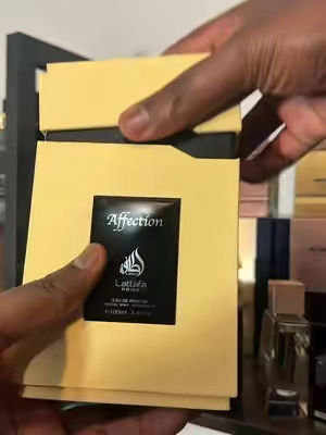 Affection by lattafa Perfume is a beautifully crafted fragrance that weaves together the delicate notes of Lily of the Valley, Jasmine, Raspberry, and Lactonic