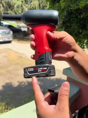Que te parece esta chulada de Sopladora Blower for Milwaukee For M12 12V Lithium Battery Powered Jet Dry Blower, 3 Gear Adjustable Air Duster, Jet Fan Mini Blower for Tools, Car, Computer, Keyboard (No Battery) #carpenter #construccion #carpentry #tools #milwaukee