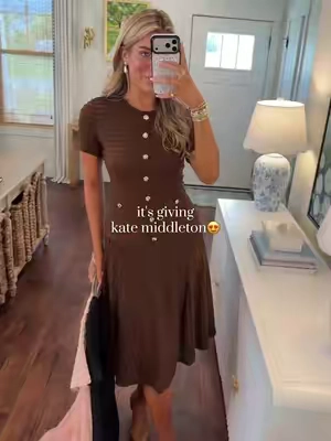 Sizes are already selling out! Knew this one would go fast!🤍 🍂 SO classy and perfect for work, church, or events! Wearing size S and I’m 5’9! #boujeeonabudget #classyfashion #affordablefashion #designerinspired #jackieo