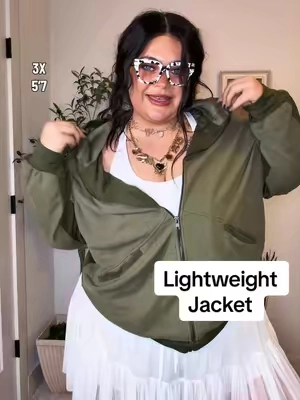 @Eytino #plussizefashion #jacket #tiktokshopsummersale #layeringoutfits #curvyfashion 