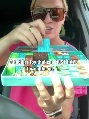 These dinosaur magnetic cubes are a MUST HAVE in a toddler bag! Perfect o play with at home but a life saver for restaurants and on the go!  #magneticcubes #toddlermusthaves #traveltoys #toys #giftsforkids @Hahaland 