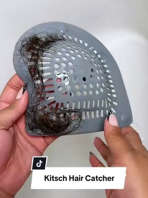 Wash day without the drain drama 💁🏽‍♀️ 🚿🧖🏽‍♀️ Kitsch hair catcher  #haircatcher #hairshedding #cloggeddrain #hairhack #CleanTok @Kitsch 