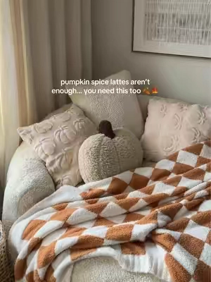 coffee & cozy corners >>> the best duo 🧺💫🛋️ #fyp #fall #throwblanket #blankets #fallvibes 