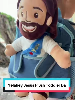 Más que una mochila, es un regalo con un hermoso significado. 💙 A tus pequeños les encantará llevar a Jesús con ellos a la escuela, la iglesia o cualquier aventura. Además de ser adorable, tiene espacio para su lonchera, botella de agua y todo lo que necesitan para el día. Un detalle que combina fe, ternura y funcionalidad.  #YelakeyJesusPlushToddlerBackpack #ChristianMom #FaithBasedKids #ToddlerBackpack #TikTokShopFinds