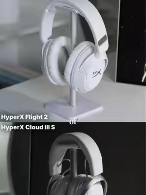 The HyperX cloud 3 s vs HyperX flight 2 - which headphones are better ? #headset #headphones #wireless #gamingheadphones #budget 