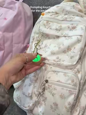 How cute are these dumpling light up keychain clickeys! So fun for backpacks  #dumplings #keychain #backpackkeychain #figittoys 