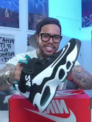 #mensfashion #griffey #sneakers #sneakerhead #kengriffeyjr 