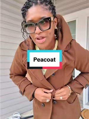 You know I’m right! Just when you think you’re ready to get it, everybody else beat you to it! Grab it now while your size and color is in stock! #peacoat #winter #warmcoat #winterfashion 