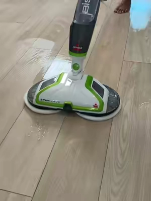 This is the new Bissell Spine Wave! #mop #spinmop ##bissellclean #bissell 