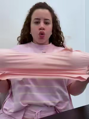 bras deportivos sin costuras para mujer. Este paquete incluye varios colores con tela suave, copas removibles y tirantes ajustables para que encuentres el ajuste perfecto. Son cómodos para usar todos los días, hacer ejercicio o estar en casa sin sacrificar soporte ni comodidad. #bradeportivo #ropadeportiva #modamujer #Fitness #amazonfinds 