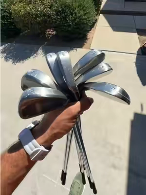 This seven piece Iron set is too good to be true!!  #golf #golftiktok #golfer #golfing #golfswing  
