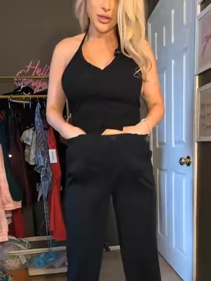 do the stretchiest softest pants ever 🔥 @Dlooda #pants #pantsforwomen #pantsforwork #pant #tiktokshopsummersale 
