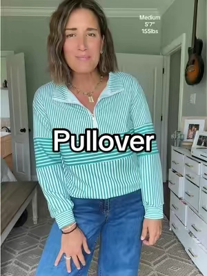 Love summer but I’m so ready for fall and comfy pullovers! #pullover #falloutfits #falltops #sweatshirt 